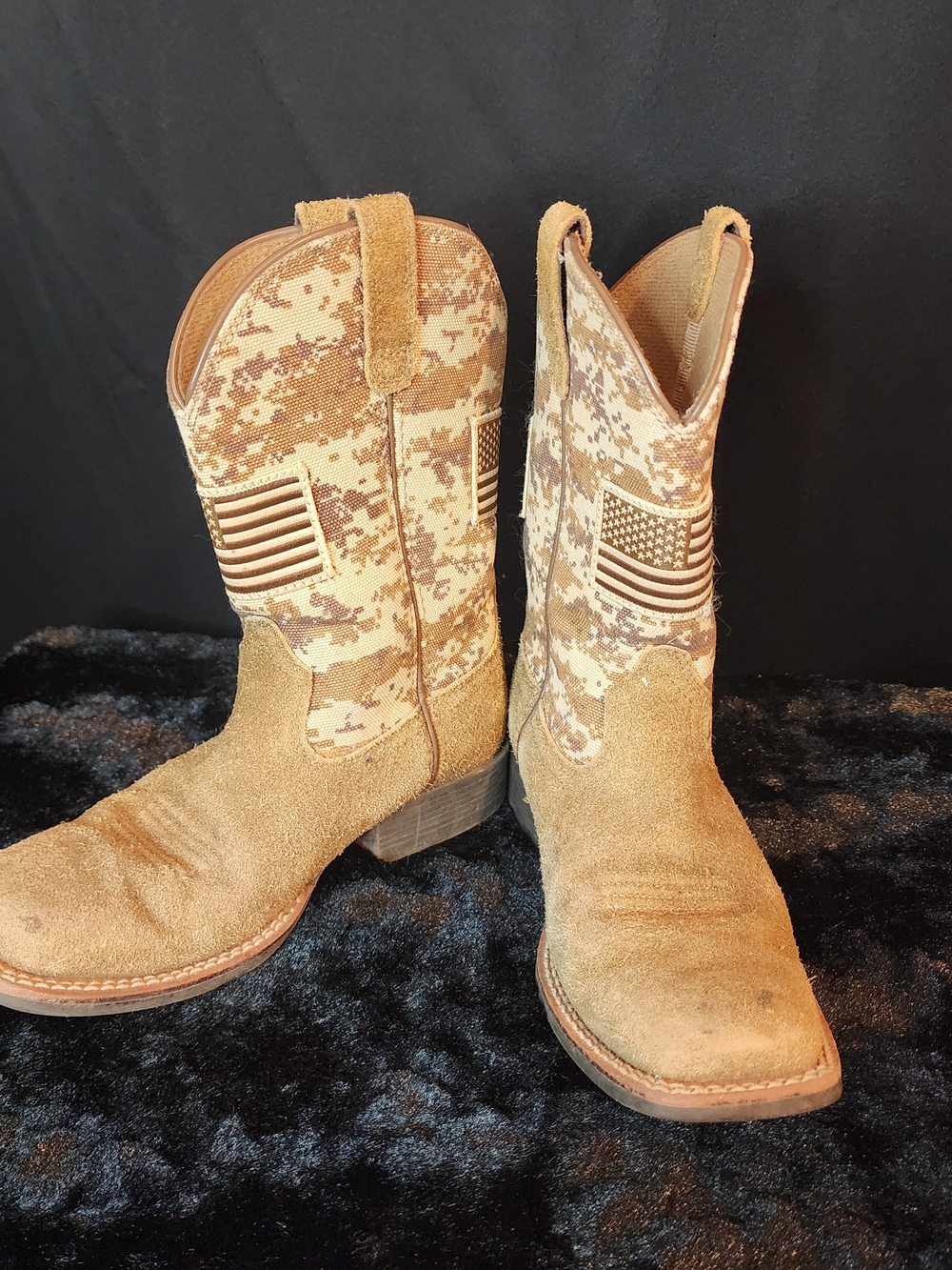 Boys Ariat Camel Color American Flag Digital Camo 13 Cowboy Boots